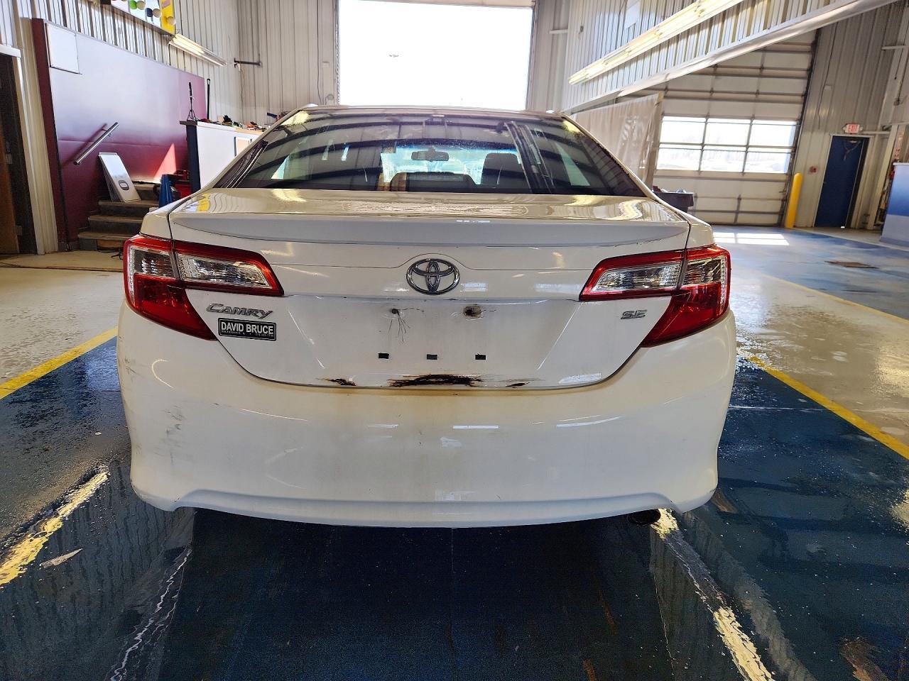 2013 Toyota Camry se