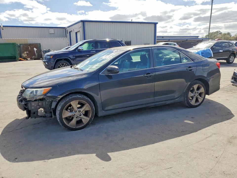 2012 Toyota Camry se V6