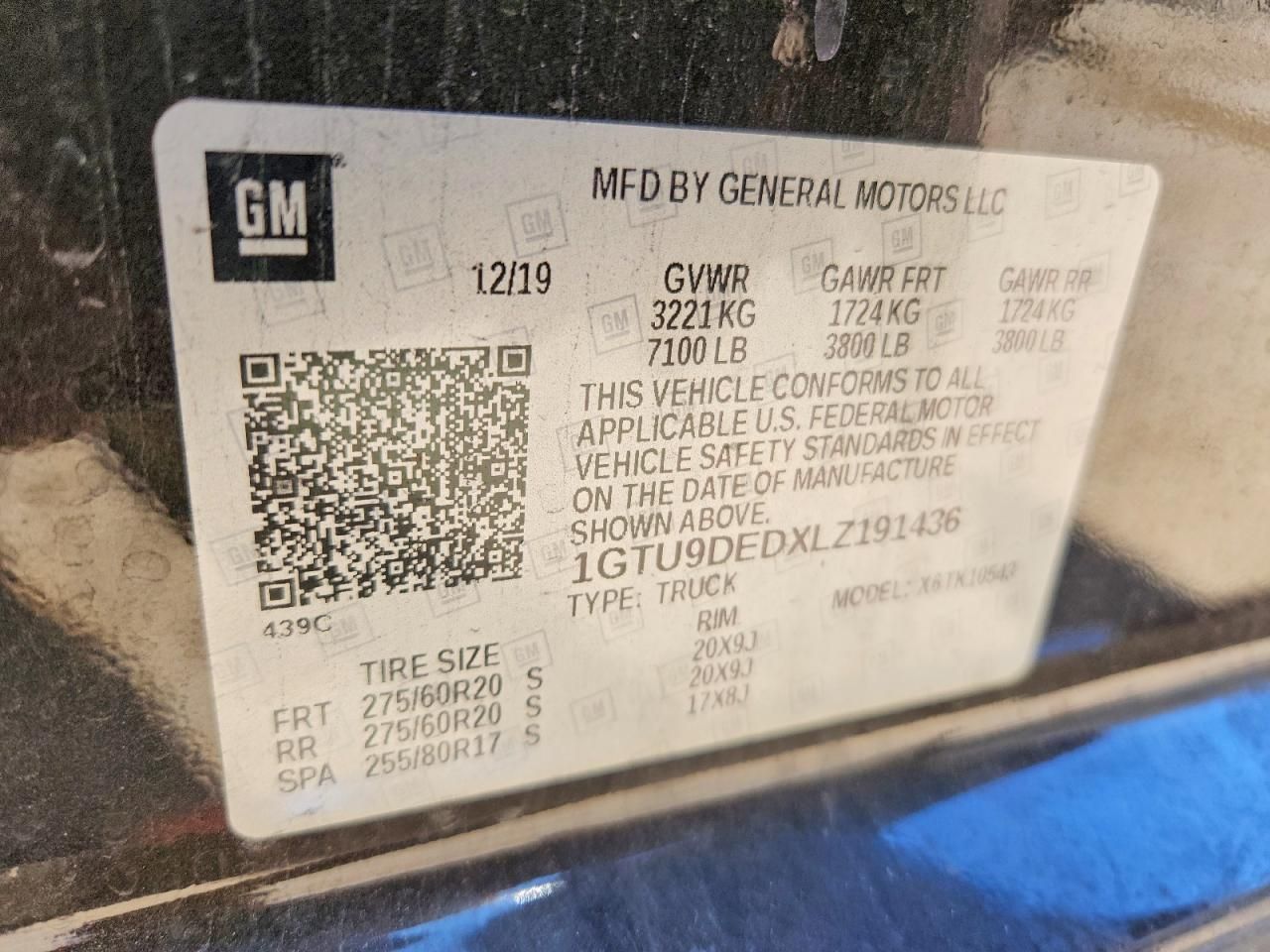 2020 GMC Sierra K1500 slt