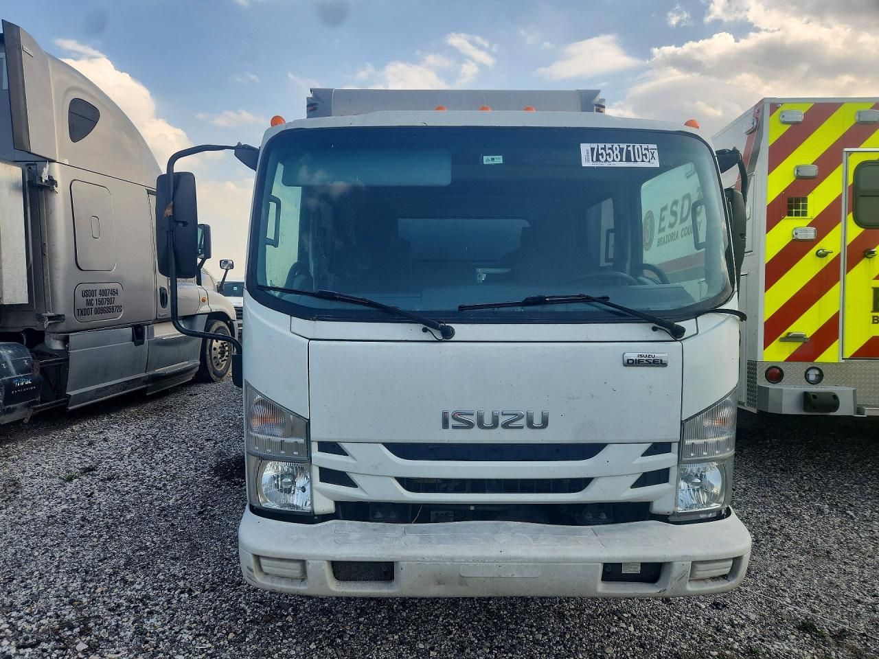 2019 Isuzu NPR HD BOX Truck