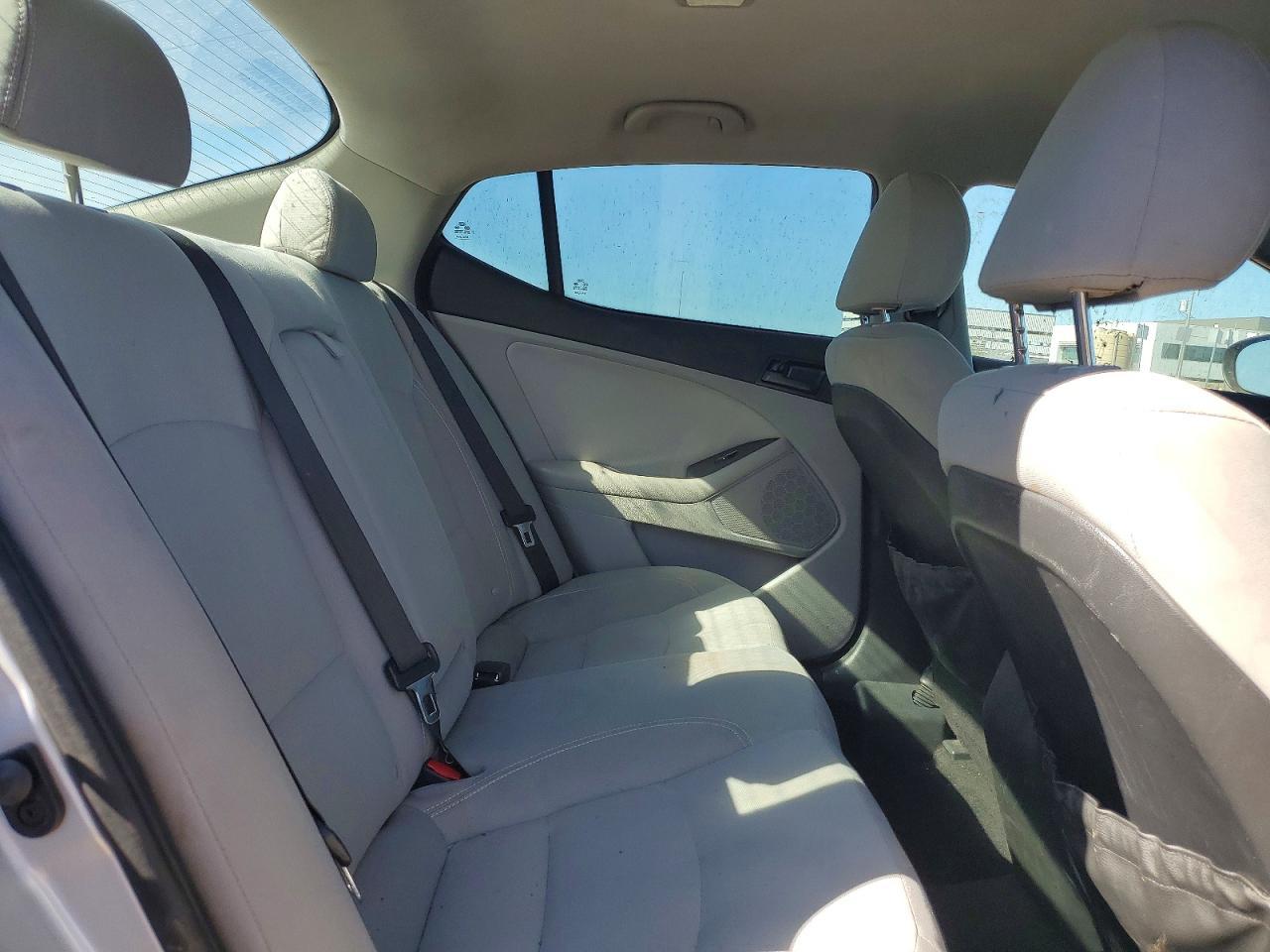 2013 KIA Optima lx