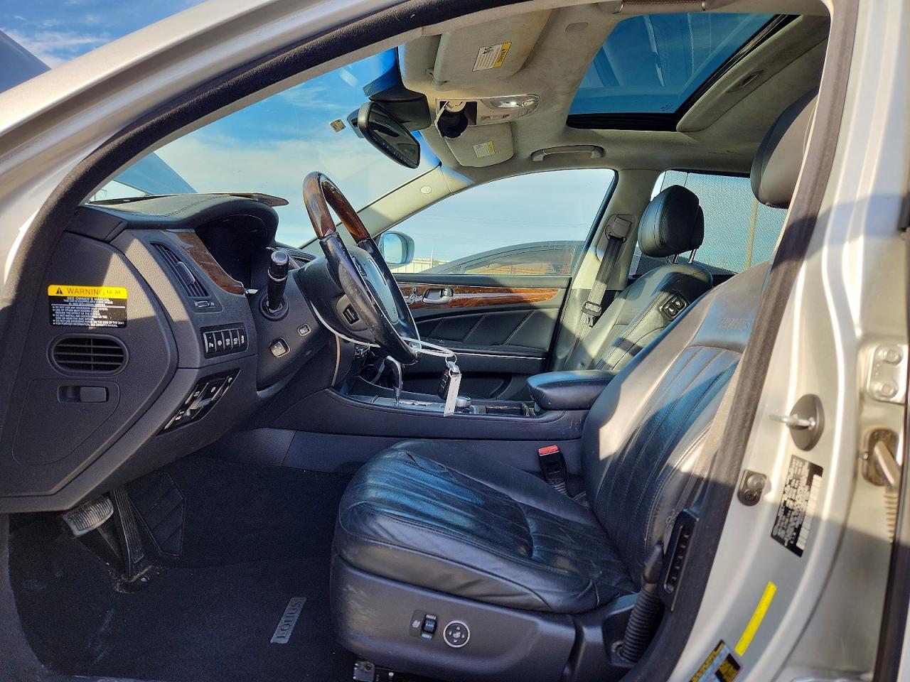 2011 Hyundai Equus Signature