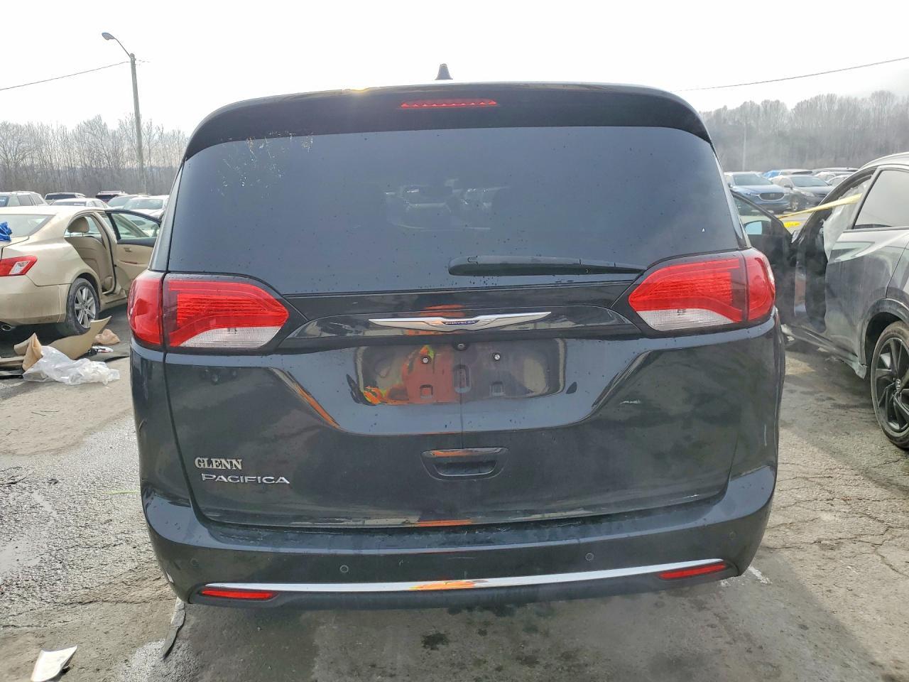 2017 Chrysler Pacifica Touring l Plus