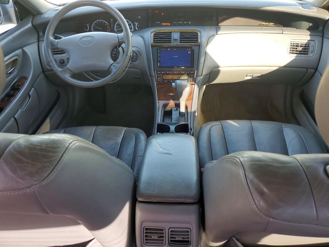 2000 Toyota Avalon