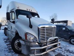 Salvage cars for sale from Copart Mcfarland, WI: 2018 Freigliner 2018 Freightliner Cascadia 125 Semi Truck