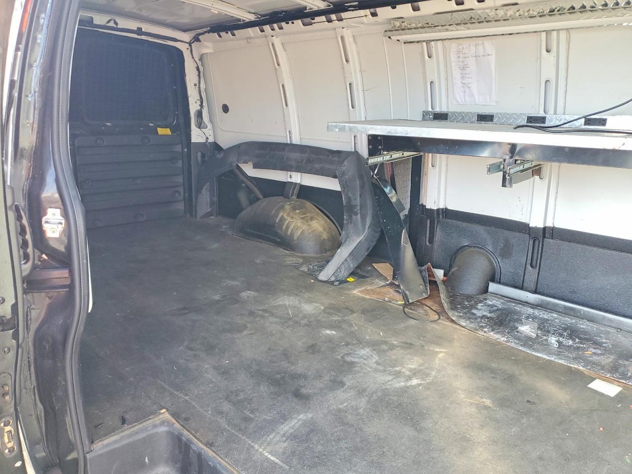 2005 GMC Savana G2500