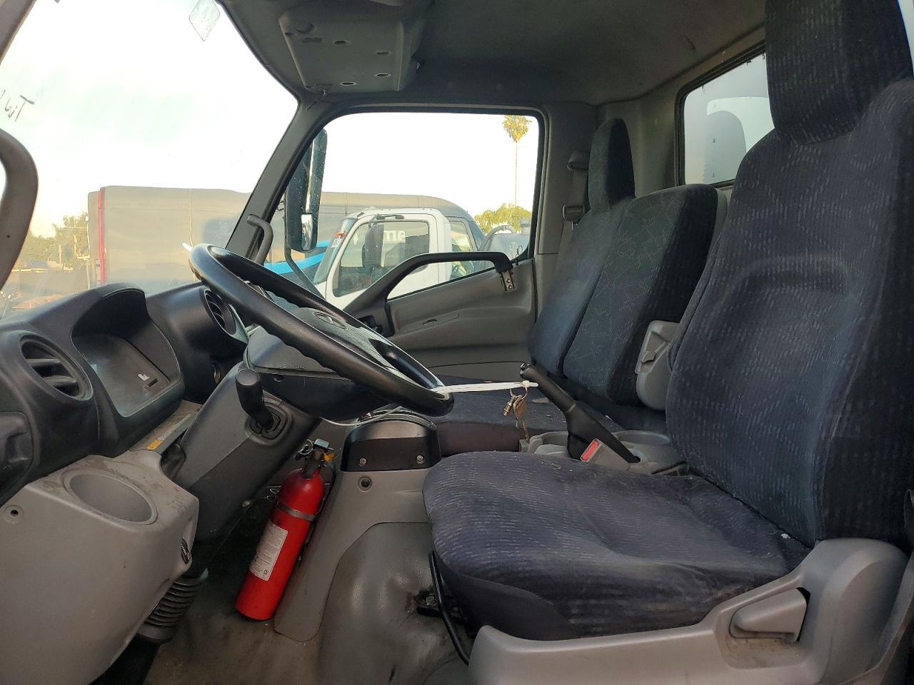 2016 Hino 155