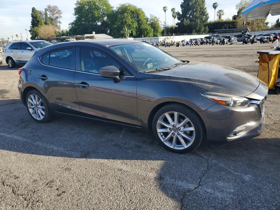 2017 Mazda 3 Grand Touring