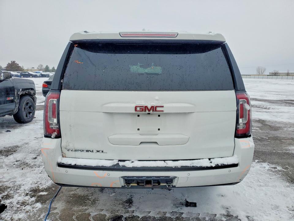 2017 GMC Yukon xl K1500 slt