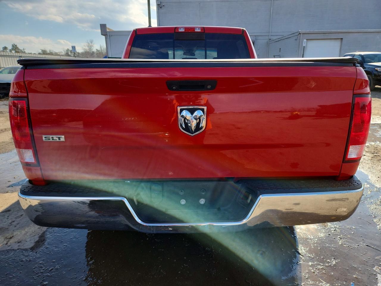 2018 Dodge Ram 1500 slt