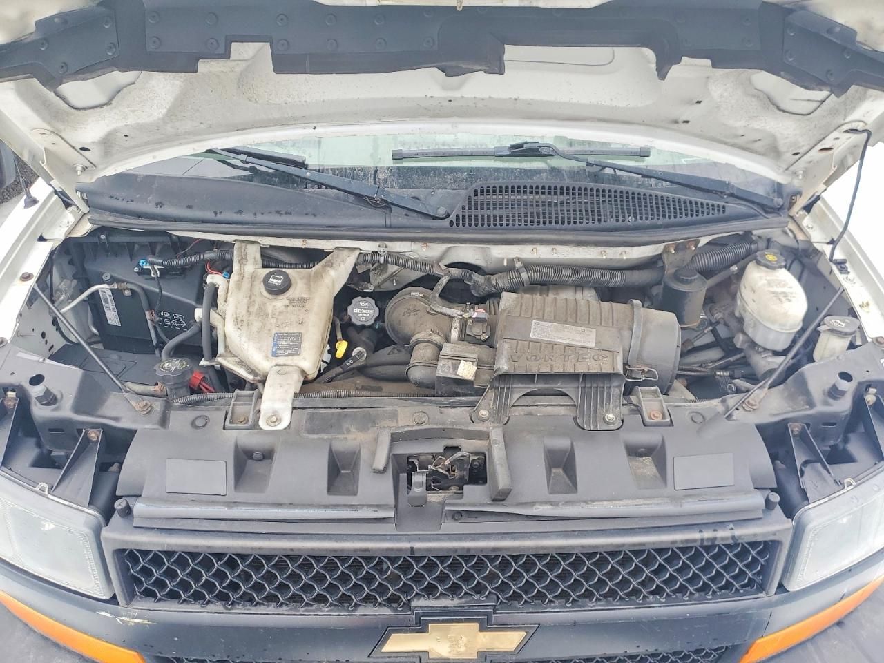 2018 Chevrolet Express Delivery Truck