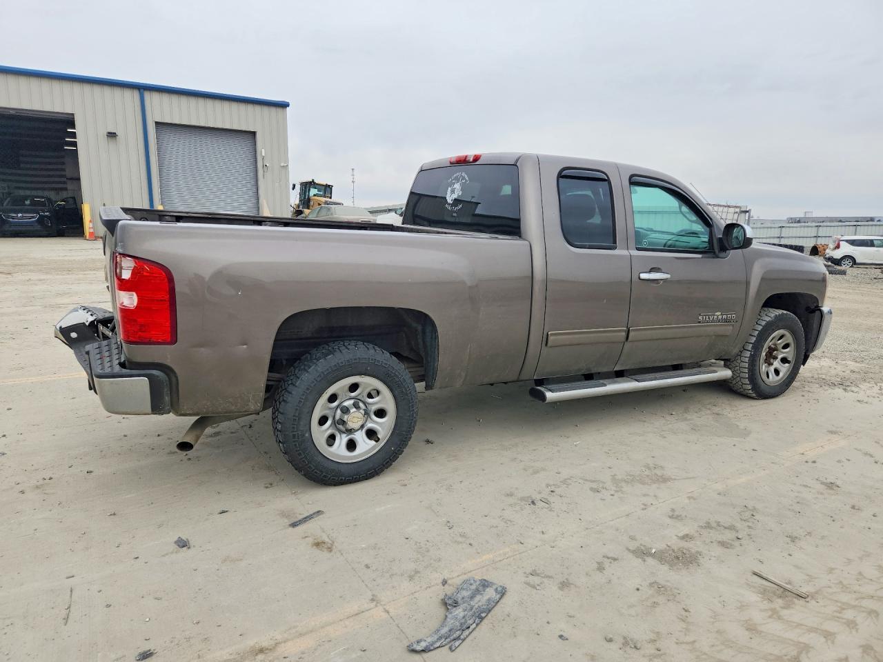 2013 Chevrolet Silverado C1500 LS