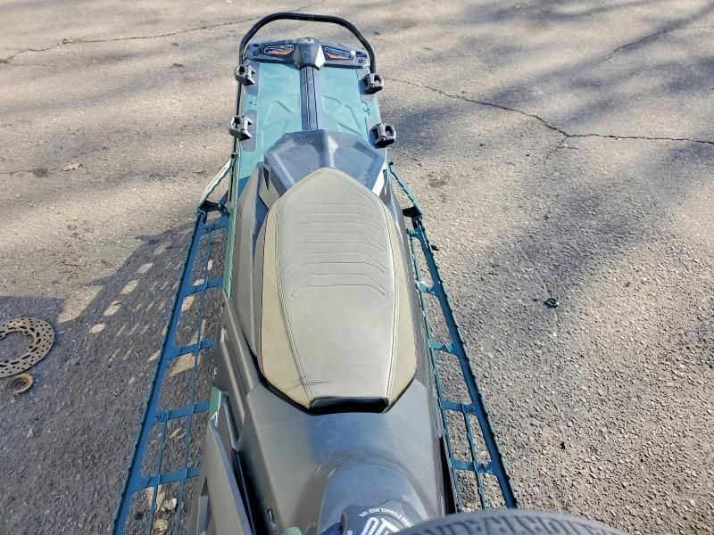 2026 Skidoo Summit X 850 E-TEC T