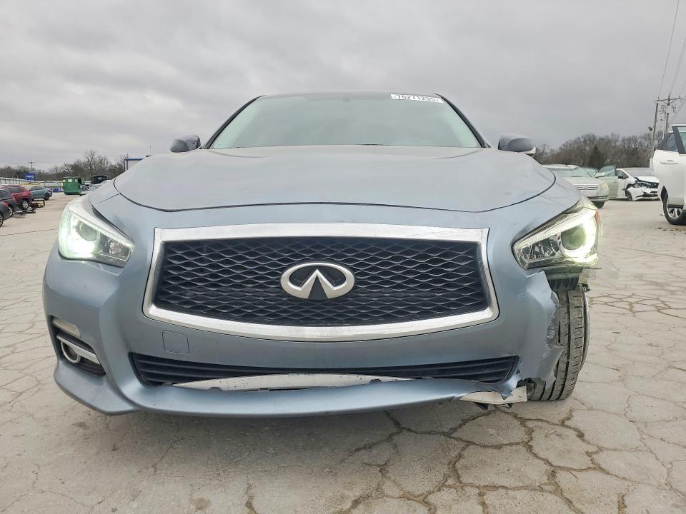 2016 Infiniti Q50 Base