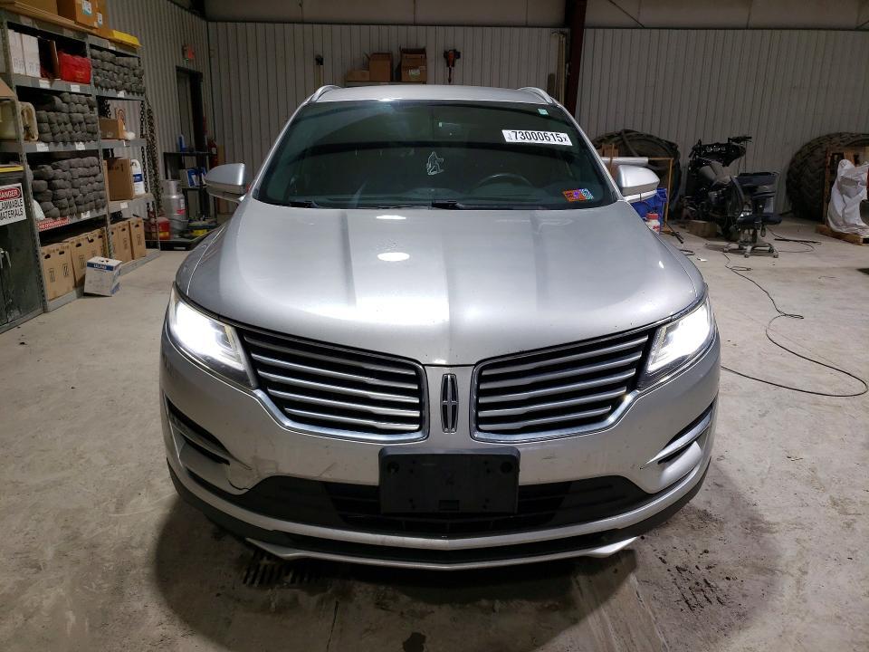 2015 Lincoln Townhouse MKC