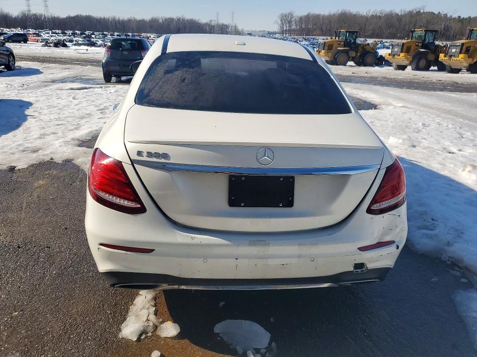 2017 Mercedes-Benz E 300