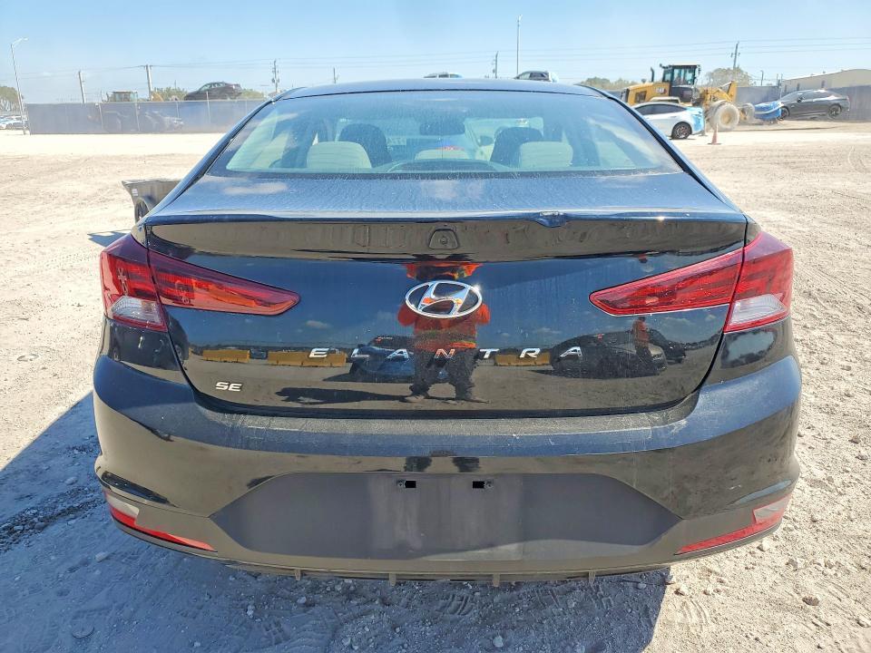 2020 Hyundai Elantra se