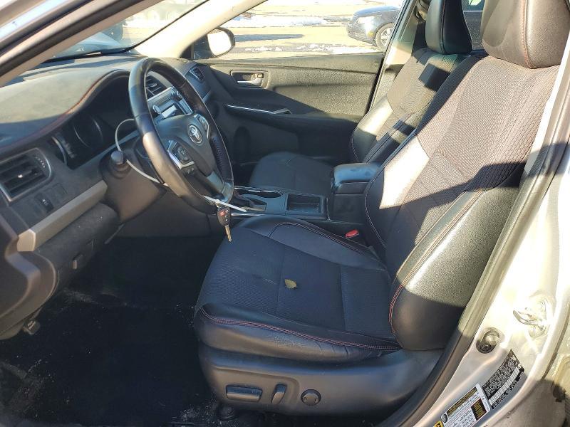 2016 Toyota Camry le