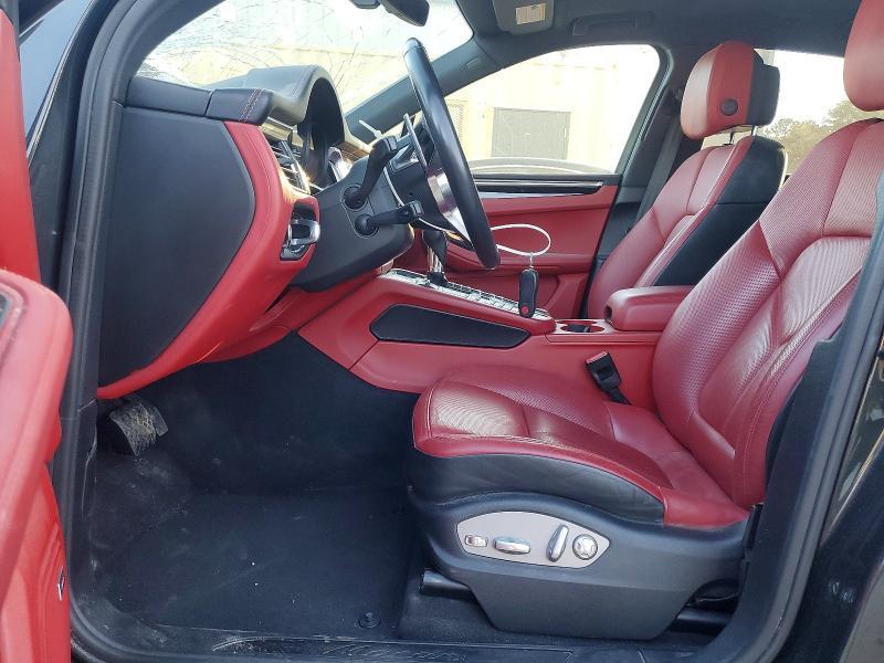2019 Porsche Macan