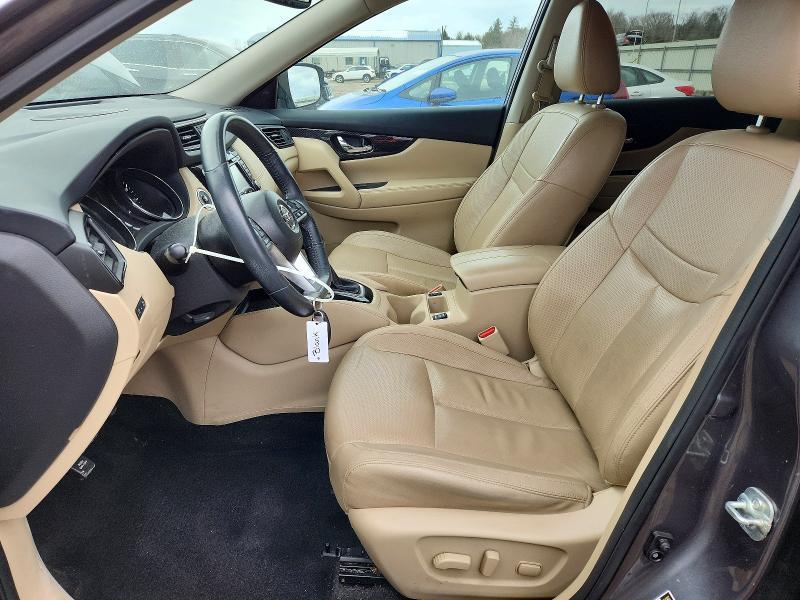 2017 Nissan Rogue sv