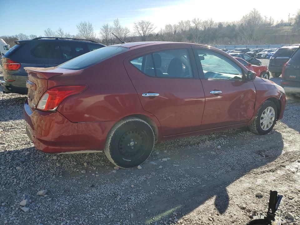 2016 Nissan Versa 1.6 sv