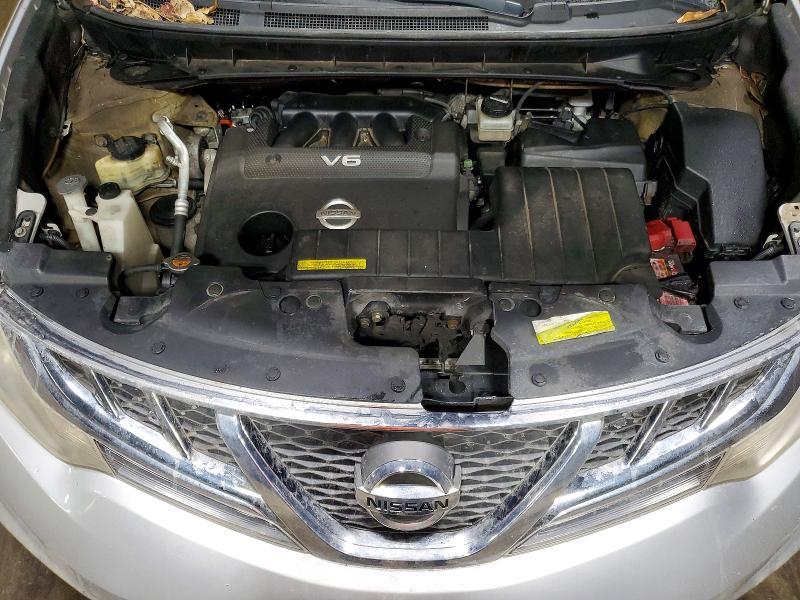 2011 Nissan Murano s