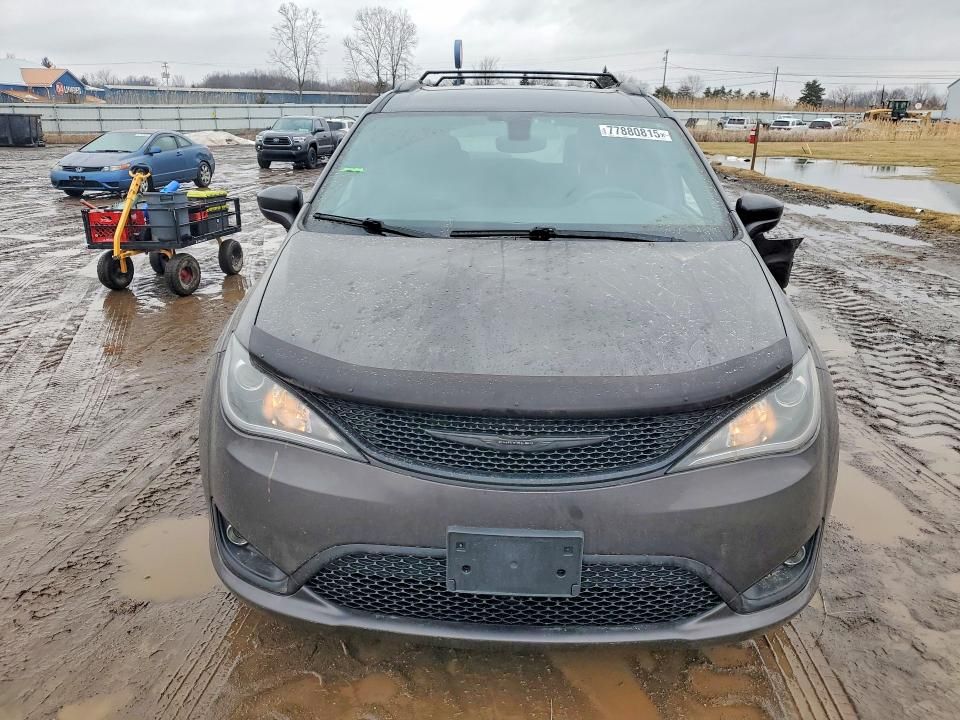2018 Chrysler Pacifica Touring Plus