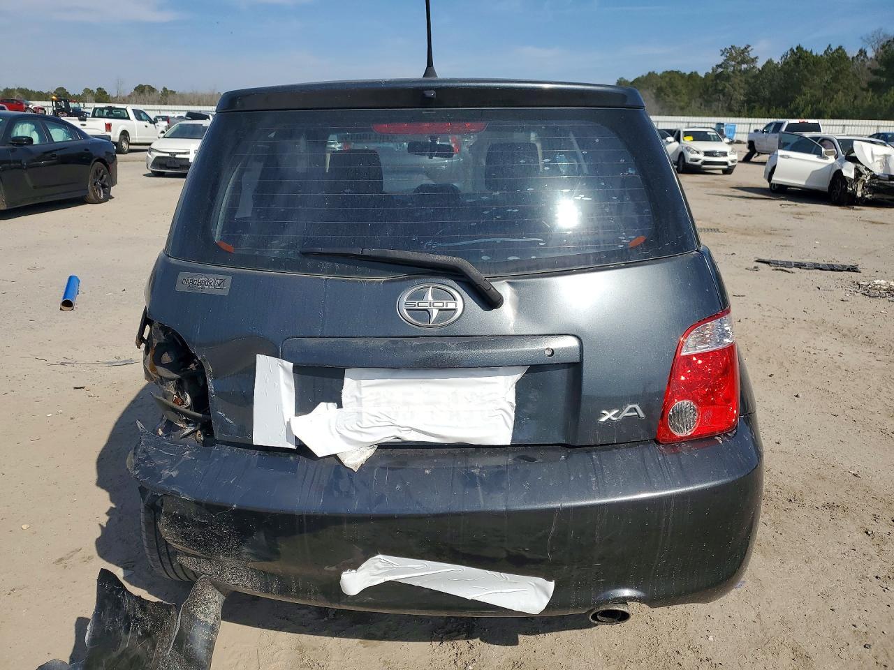 2006 Scion XA