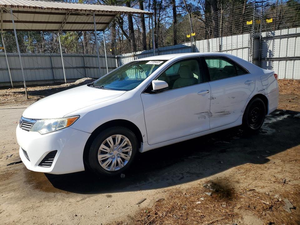 2012 Toyota Camry l