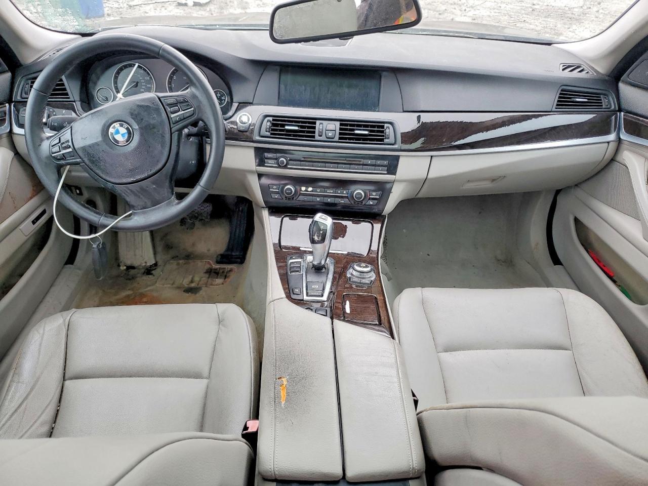 2012 BMW 528 i