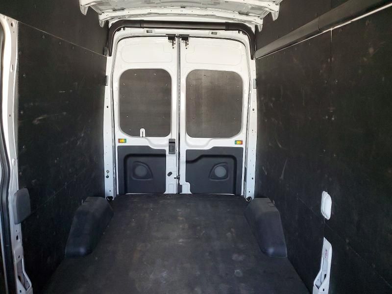 2025 Ford Transit T-250