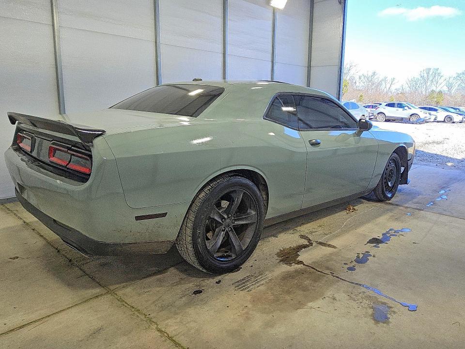 2015 Dodge Challenger sxt