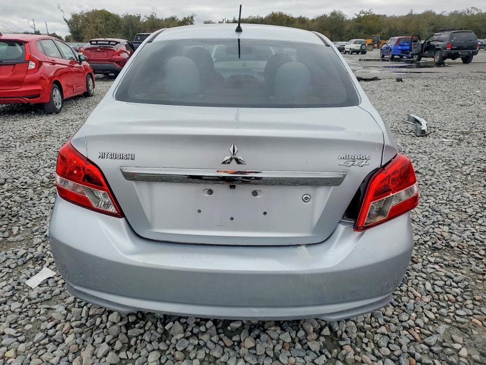 2017 Mitsubishi Mirage G4 es