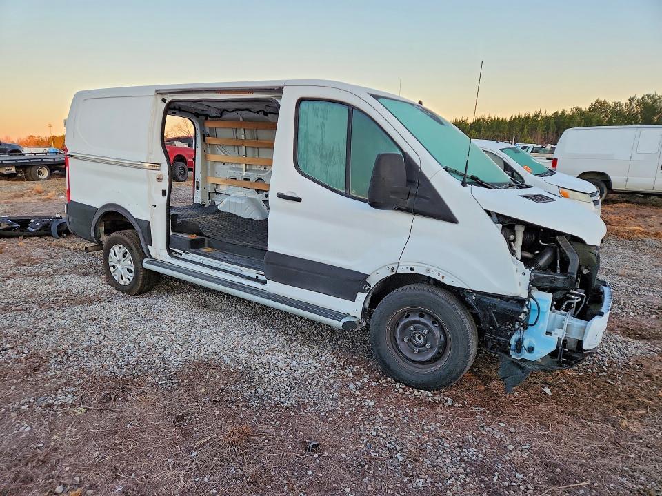 2024 Ford Transit T-250