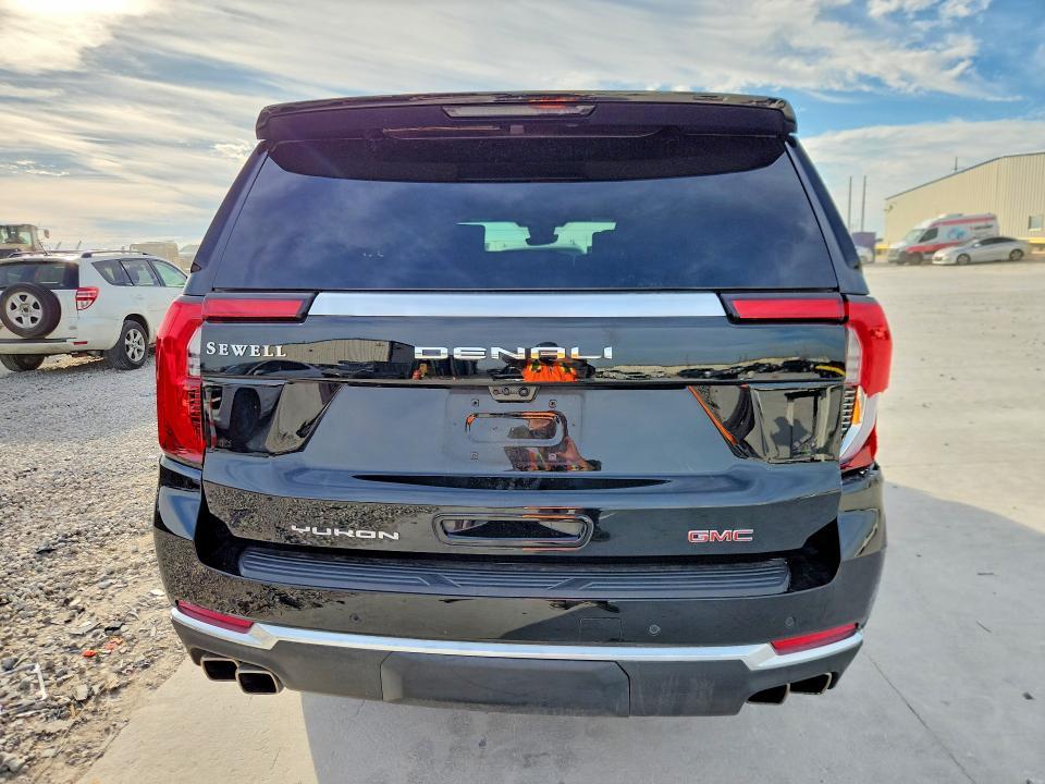 2025 GMC Yukon Denali