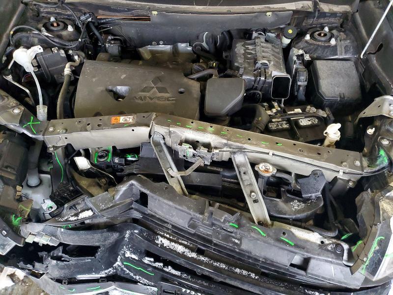 2020 Mitsubishi Outlander se