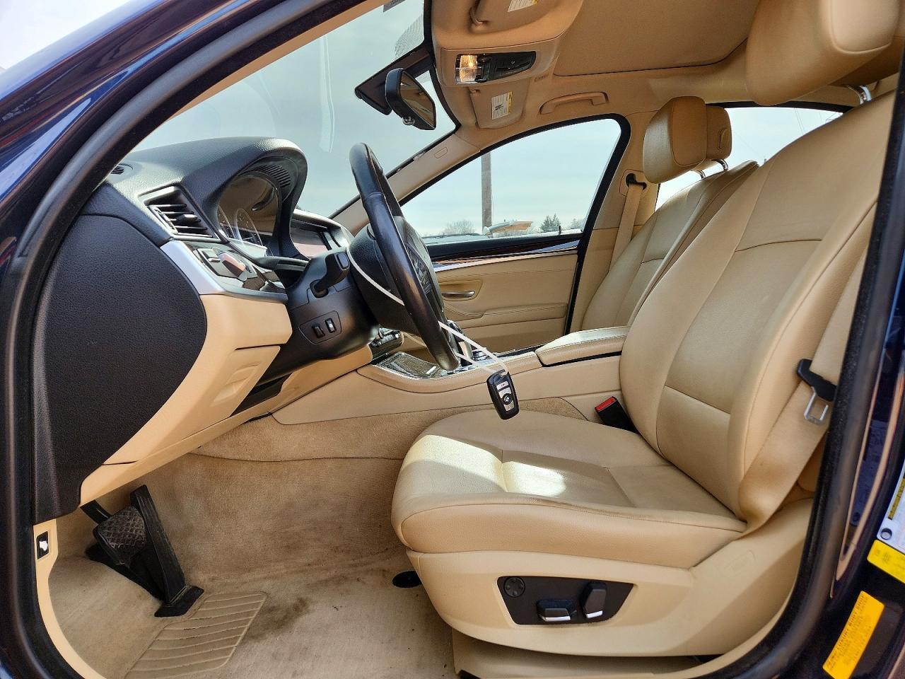 2013 BMW 528 i