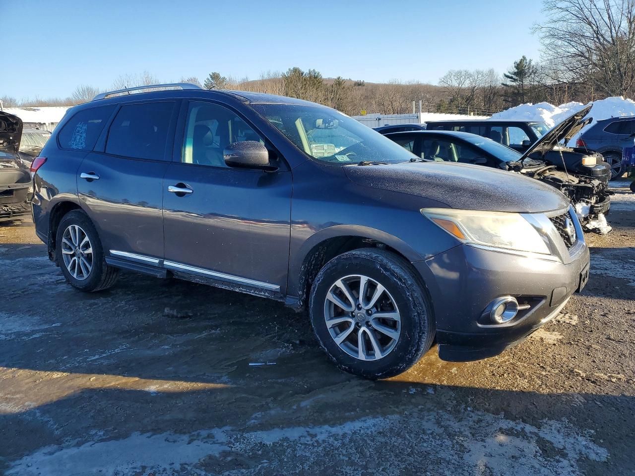 2014 Nissan Pathfinder s