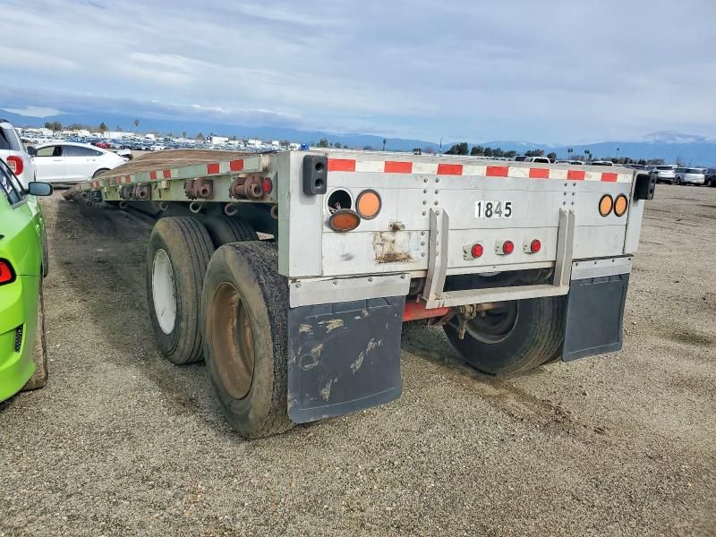 1991 Wilson Hogtrailer 1991 Wilson Flatbed Trailer