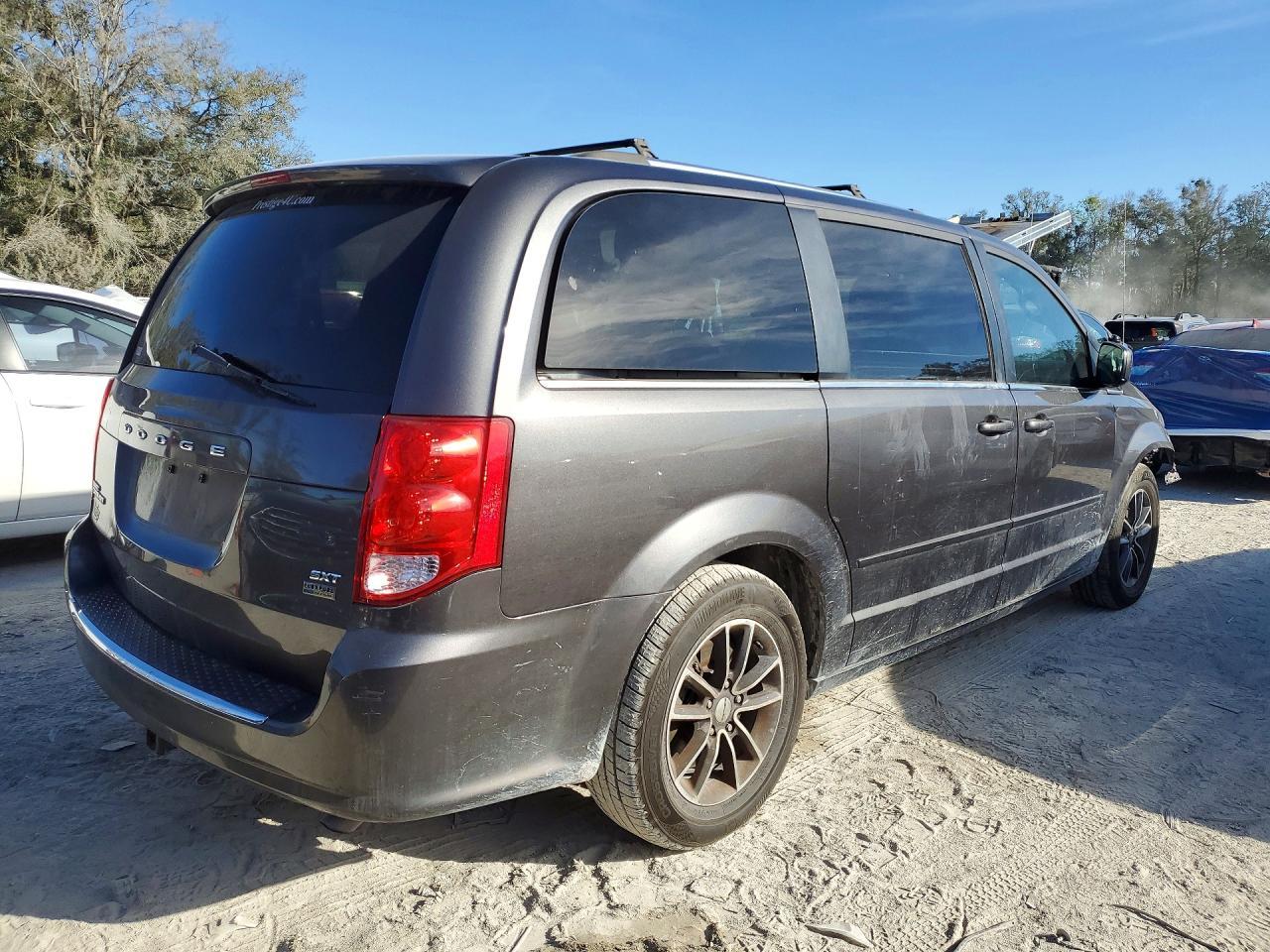2017 Dodge Grand Caravan sxt