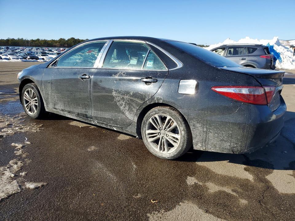 2016 Toyota Camry le