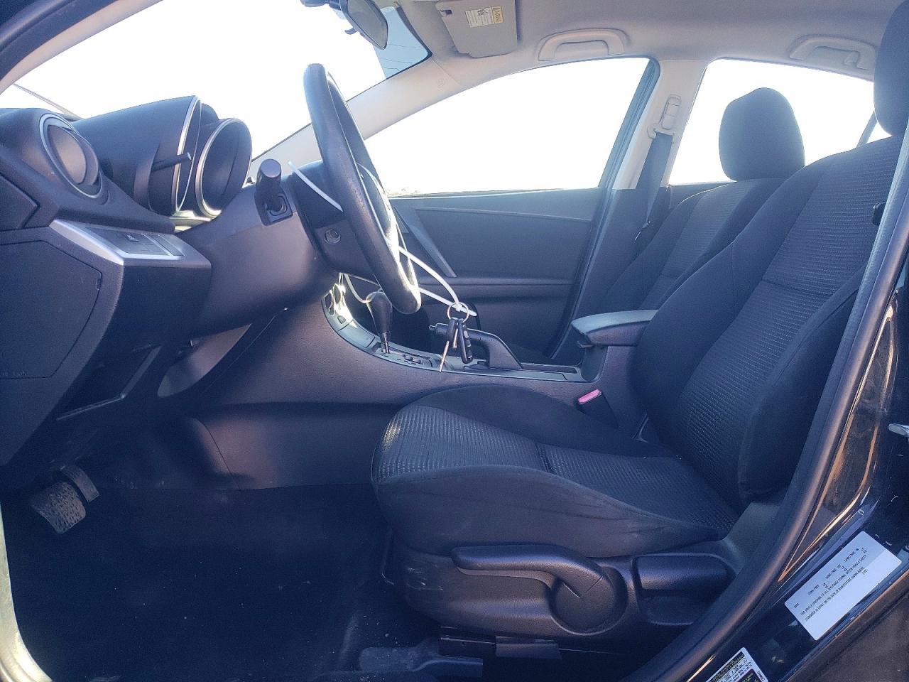 2013 Mazda 3 I