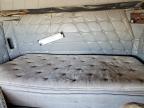 2000 Freigliner 2000 Freightliner Convention Semi Truck