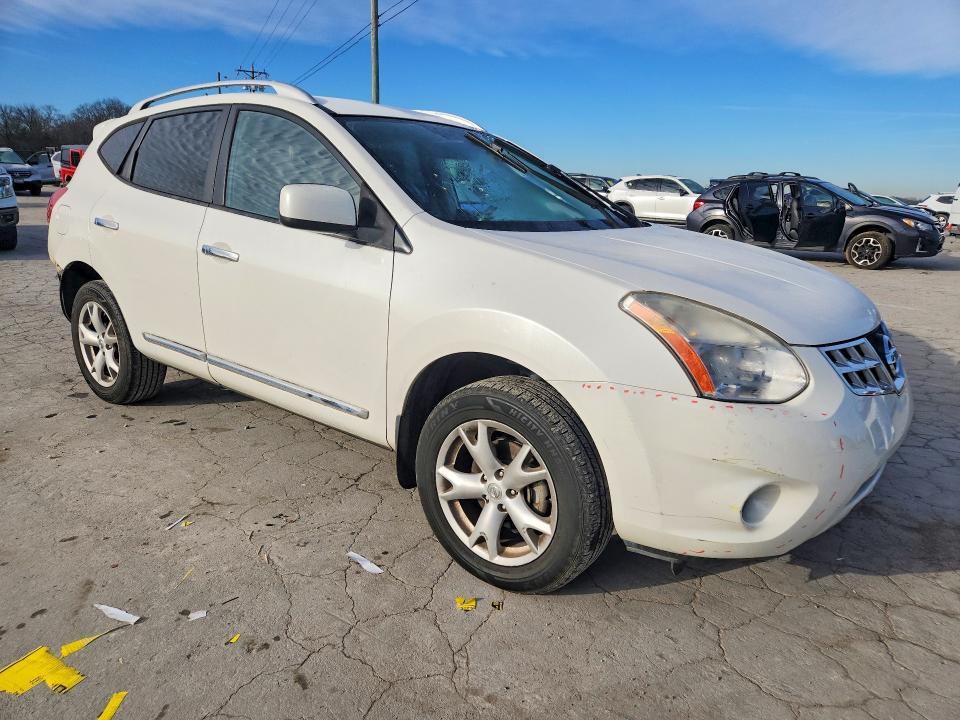 2011 Nissan Rogue s
