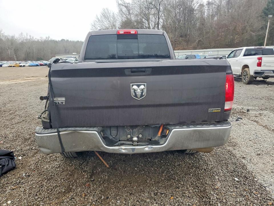 2015 Dodge Ram 1500 slt