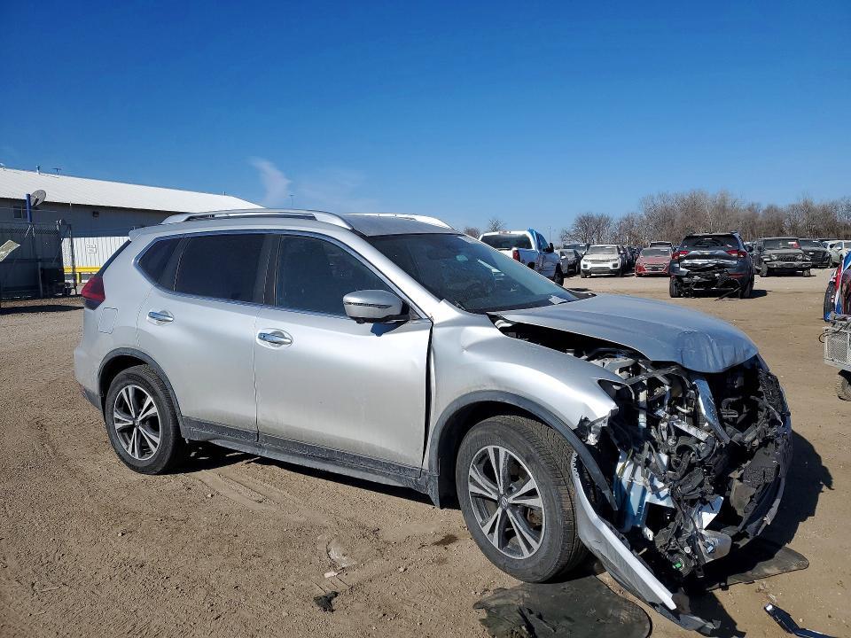 2019 Nissan Rogue sv