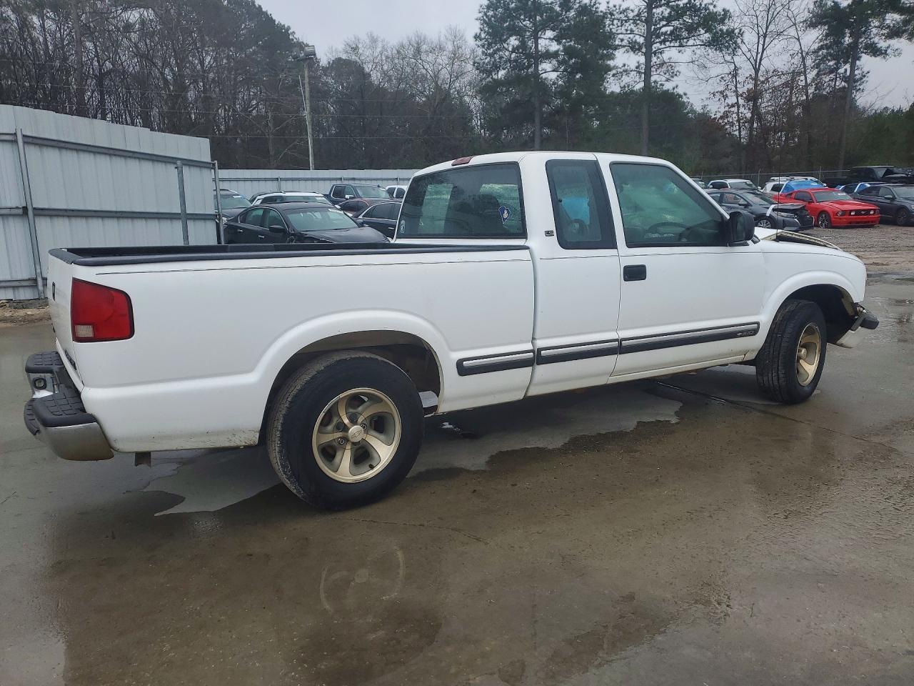 2003 Chevrolet S Truck S10