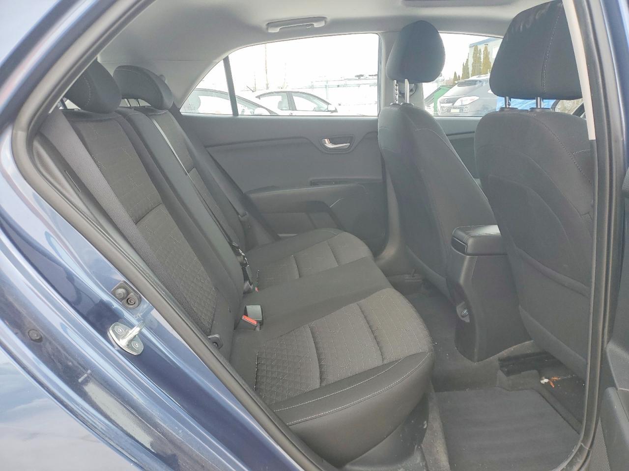2023 KIA Rio s