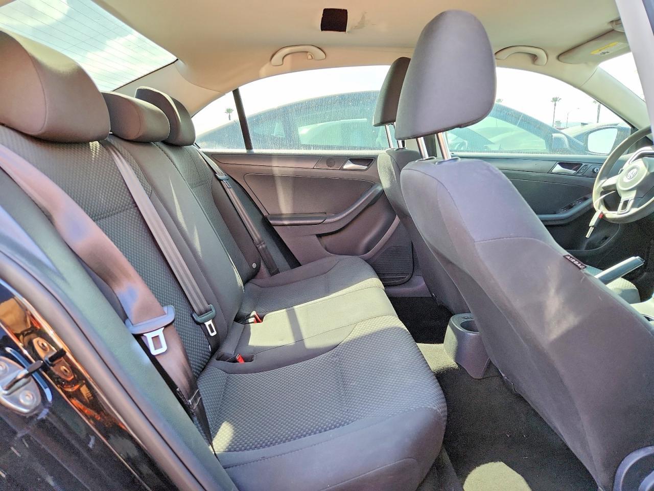 2013 Volkswagen Jetta Base