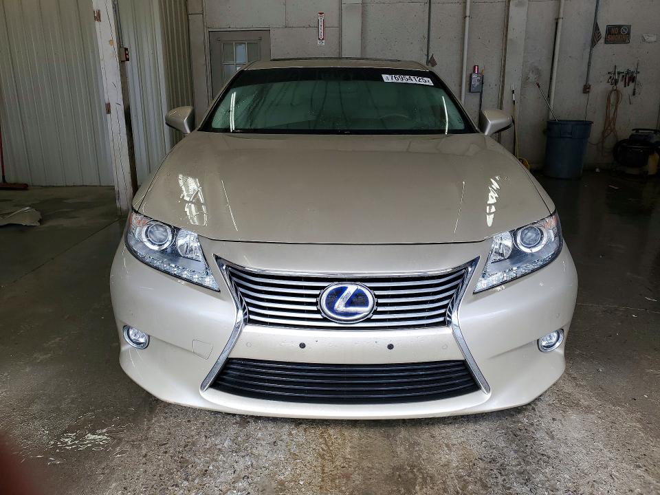 2015 Lexus Es 300h Base